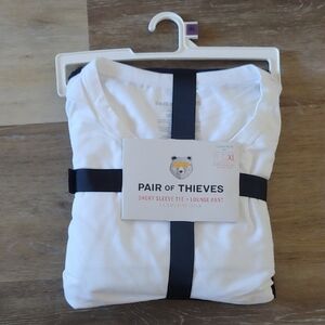 NEW Pair Of Thieves Men's Holiday Limited Edition Loungewear Set Size XL